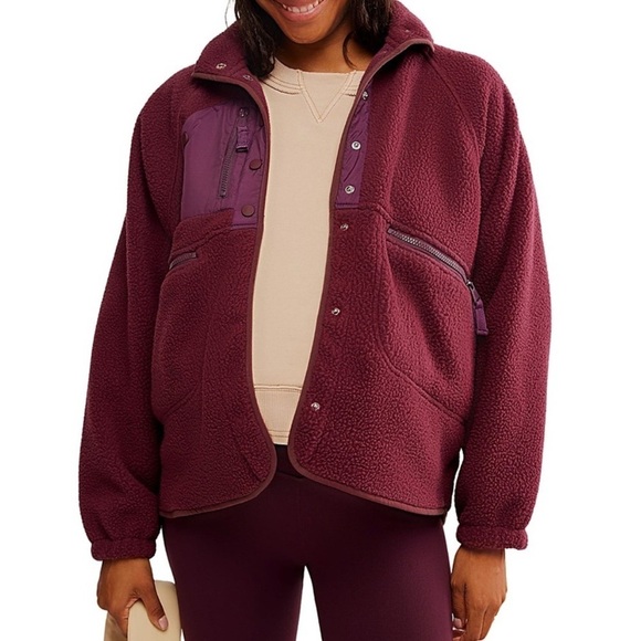 NWT NEW Free People Movement x Hatch hit the slopes fleece jacket in deep maroon - Picture 2 of 8